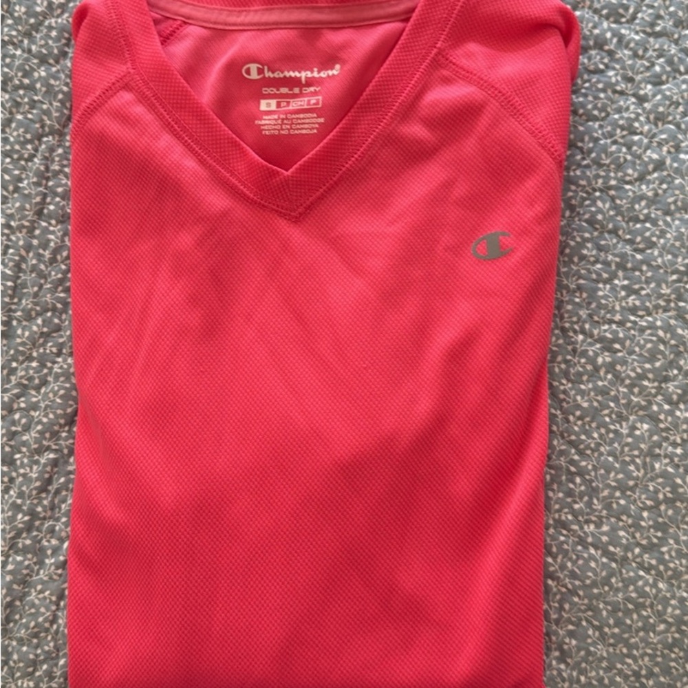 Champion Vivid pink Performance Top - size Small